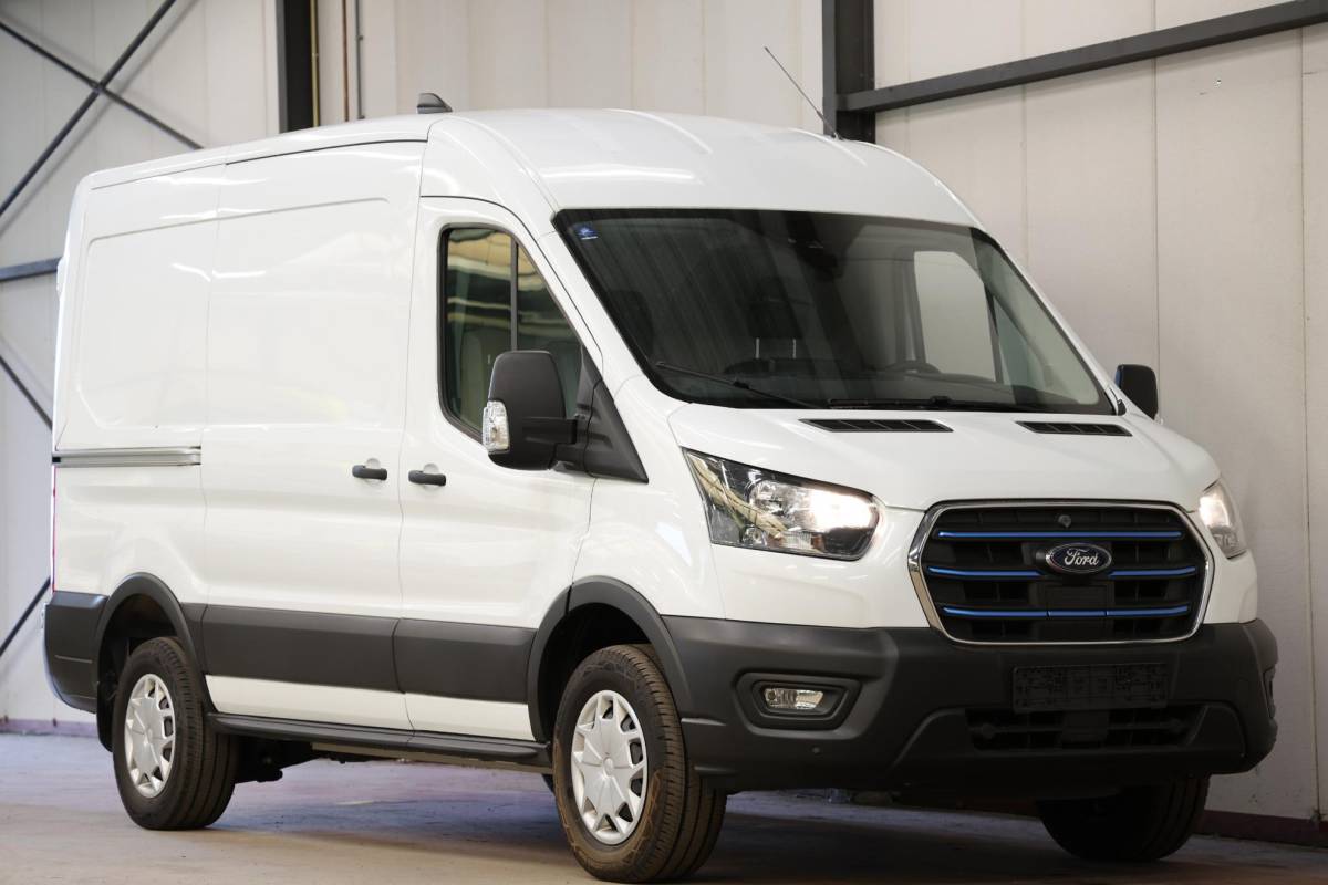 Ford E-Transit Ford E-Transit 350 L2H2 Trend 68 kWh ON BOARD POWER