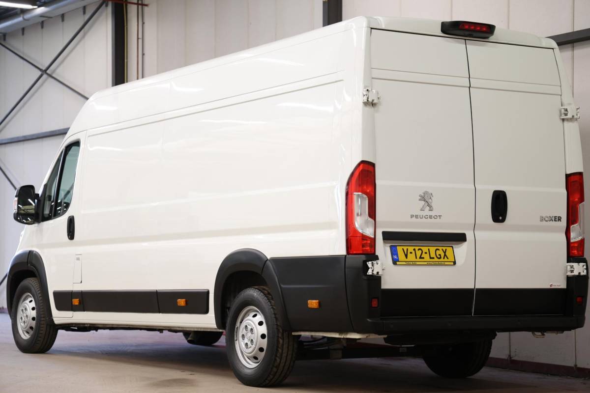 Peugeot Boxer Peugeot Boxer 435 2.2 BlueHDi 140 L4H2 CAMERA
