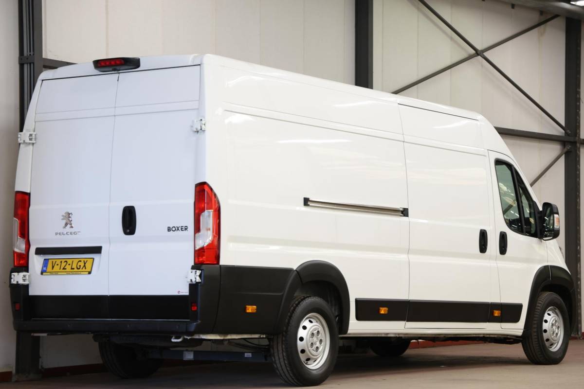 Peugeot Boxer Peugeot Boxer 435 2.2 BlueHDi 140 L4H2 CAMERA