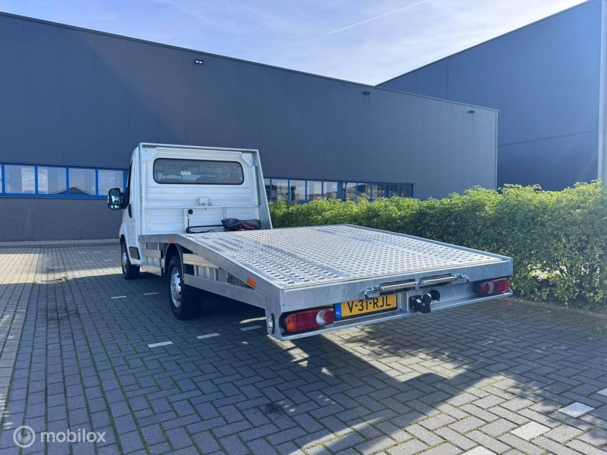 Citroën Jumper Citroen Jumper bestel 35 2.2 BlueHDi 140 pk euro 6