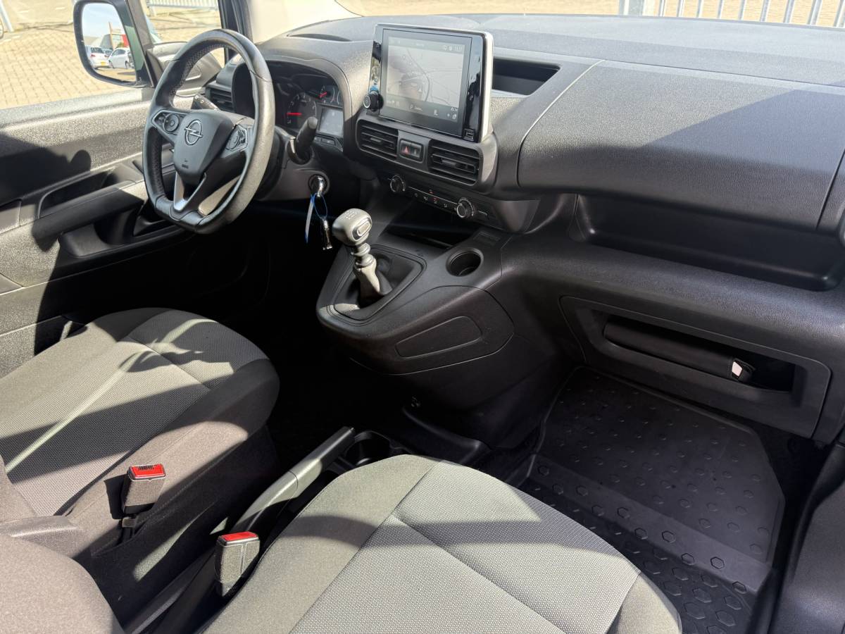 Opel Combo Opel Combo 1.5D L1H1 Edition Navigatie, Camera, Climate contr, LMV, etc..!!