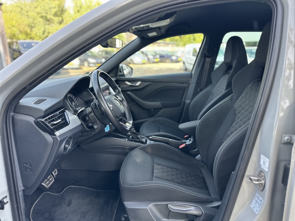 Škoda Kamiq Skoda Kamiq 1.0 TSI Sport  Automaat* 1e Eigenaar*Dealer onderhouden*NAP*Privacy Glass