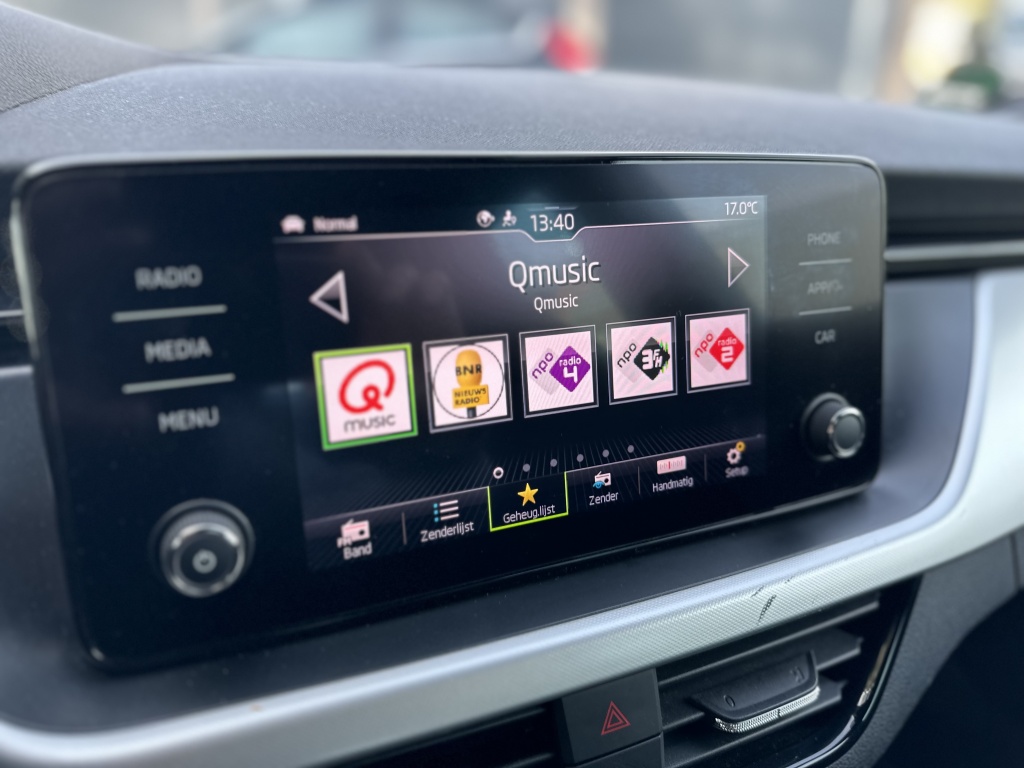 Škoda Kamiq Skoda Kamiq 1.0 TSI Sport  Automaat* 1e Eigenaar*Dealer onderhouden*NAP*Privacy Glass