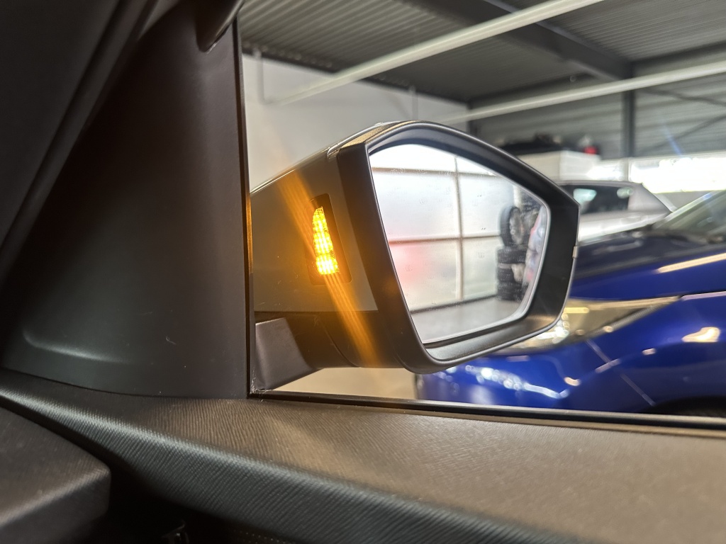 Škoda Kamiq Skoda Kamiq 1.0 TSI Sport  Automaat* 1e Eigenaar*Dealer onderhouden*NAP*Privacy Glass