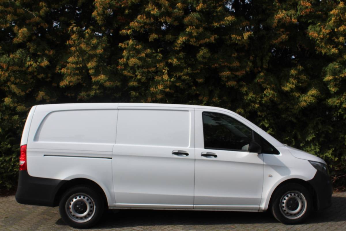 Mercedes-Benz Vito Mercedes-Benz Vito 109 CDI Functional Lang 88PK | Airco | Cruise Control | Trekhaak