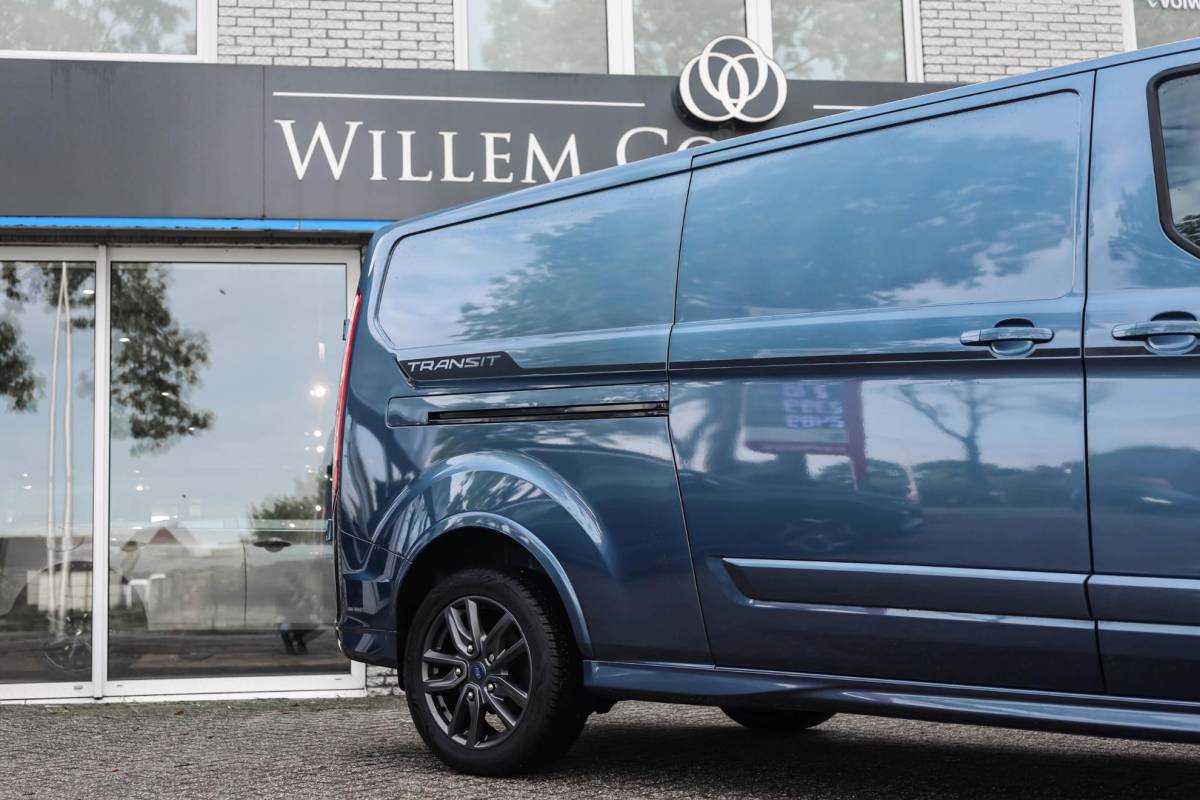 Ford Transit Custom Ford Transit Custom 290 2.0 TDCI L2H1 Sport Electr. Stoel Camera