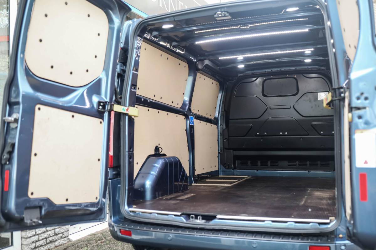 Ford Transit Custom Ford Transit Custom 290 2.0 TDCI L2H1 Sport Electr. Stoel Camera
