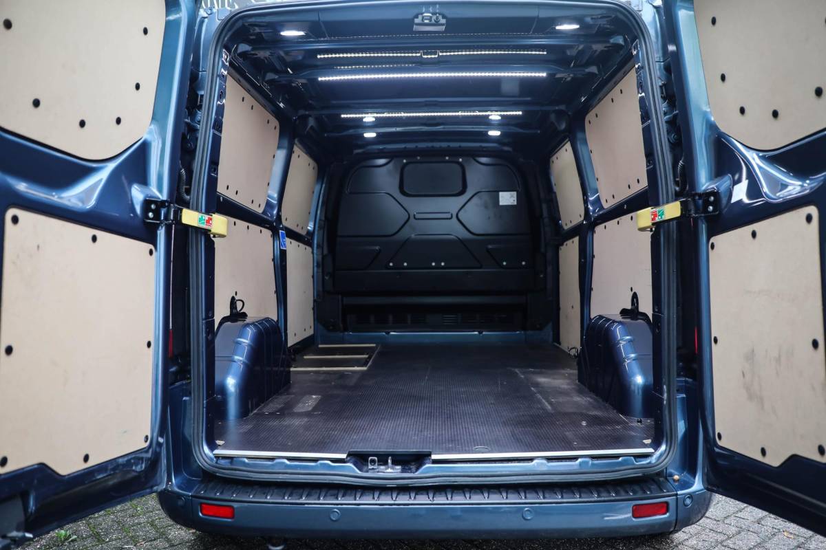 Ford Transit Custom Ford Transit Custom 290 2.0 TDCI L2H1 Sport Electr. Stoel Camera