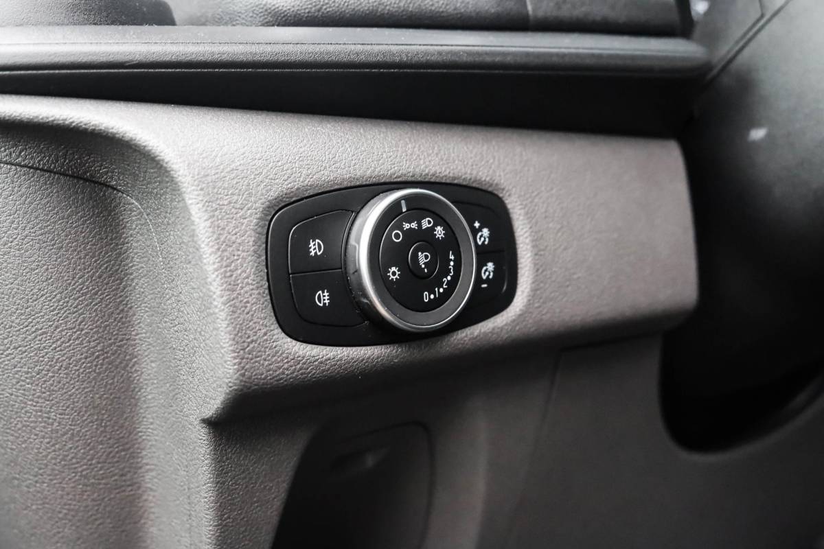 Ford Transit Custom Ford Transit Custom 290 2.0 TDCI L2H1 Sport Electr. Stoel Camera