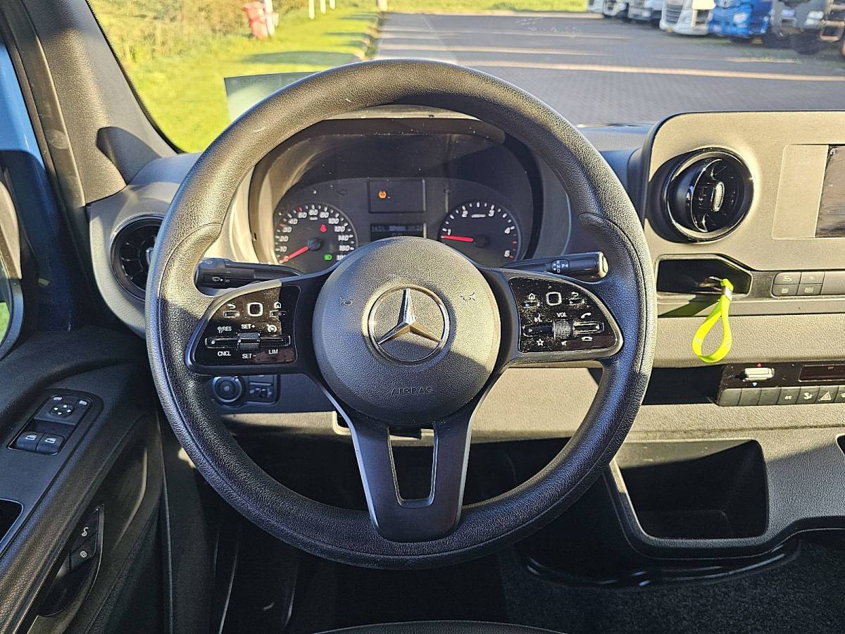 Mercedes-Benz Sprinter MERCEDES-BENZ SPRINTER 314 L2H1 Tourer Personenbus Kombi 9 Persoons Airco Automaat Apple Carplay Camera Navi Leer PDC Cruise Control Euro6 !