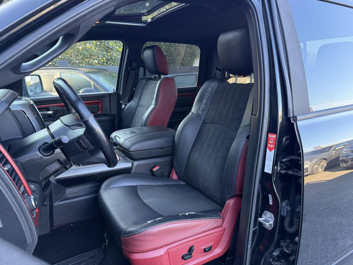 Dodge Ram 1500 Dodge Ram 1500 5.7 V8 Quad Cab 6’4 | Panoramadak | Camera | Alpine Sound | Trekhaak |