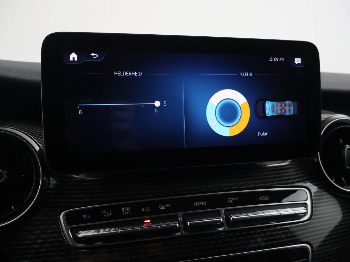 Mercedes-Benz V-Klasse Mercedes-Benz V-klasse 300D 239 PK DUBBEL CABINE AVANTGARDE NIGHT | LEDER | TREKHAAK | 360 CAMERA