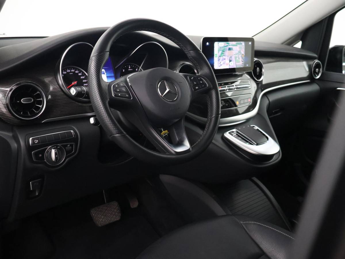 Mercedes-Benz V-Klasse Mercedes-Benz V-klasse 300D 239 PK DUBBEL CABINE AVANTGARDE NIGHT | LEDER | TREKHAAK | 360 CAMERA