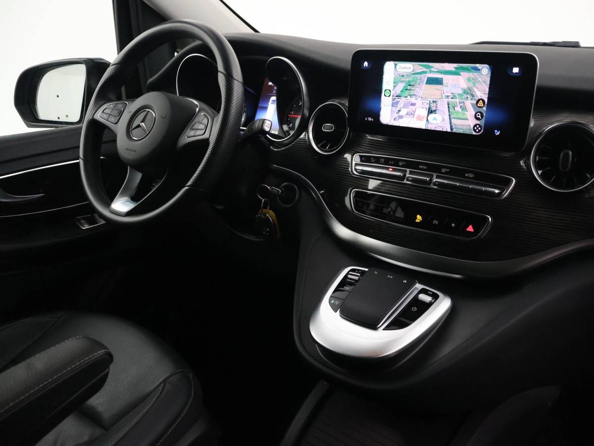 Mercedes-Benz V-Klasse Mercedes-Benz V-klasse 300D 239 PK DUBBEL CABINE AVANTGARDE NIGHT | LEDER | TREKHAAK | 360 CAMERA