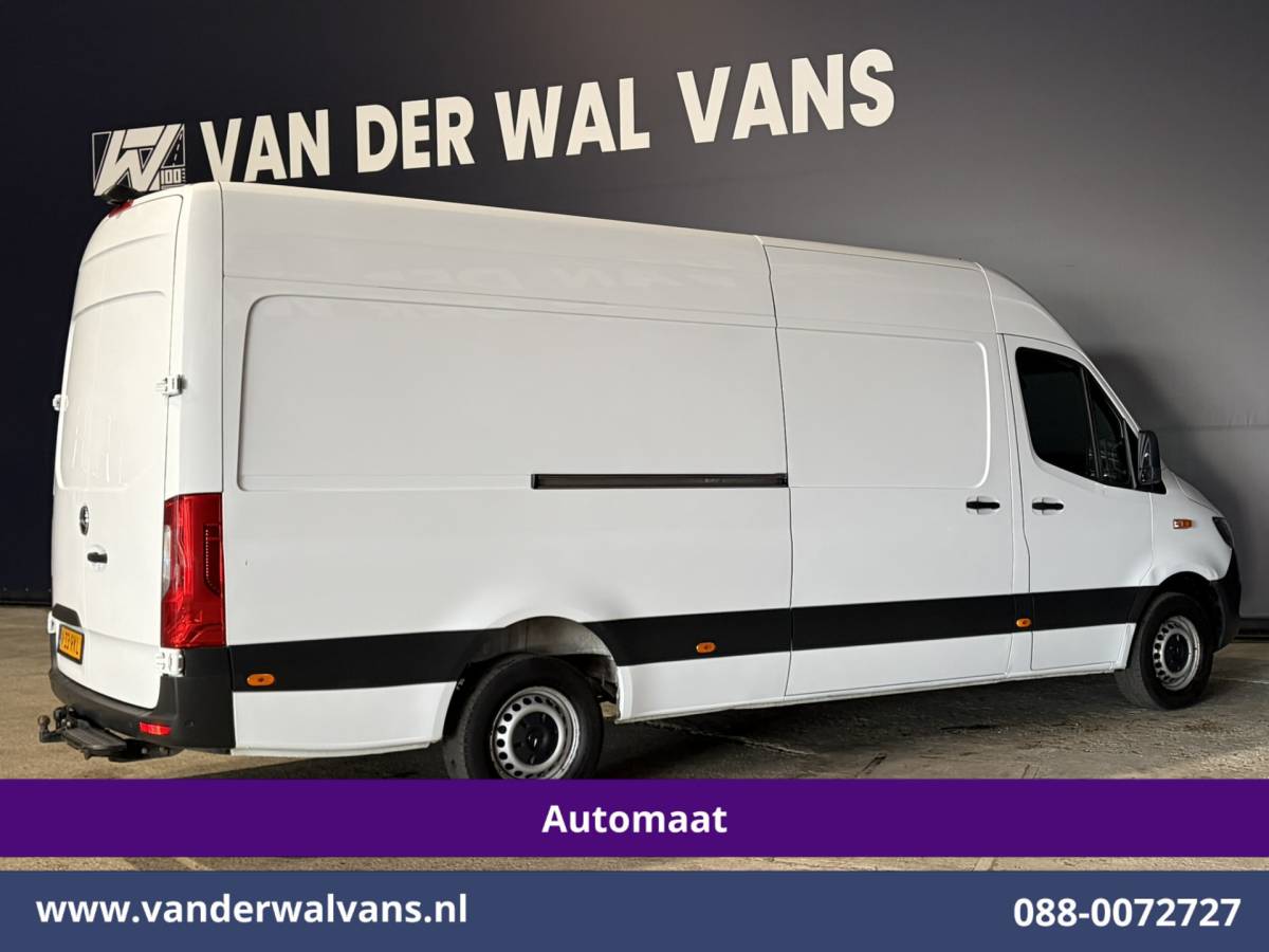 Mercedes-Benz Sprinter Mercedes-Benz Sprinter 317 CDI 170pk 9G-Tronic Automaat 3500kg Trekhaak L3H2 Euro6 Airco | 360 graden Camera | Navigatie | Apple Carplay | Stoelverwarming Android Auto, Cruisecontrol, Chauffeursstoel, Parkeersensoren, Bijrijdersbank