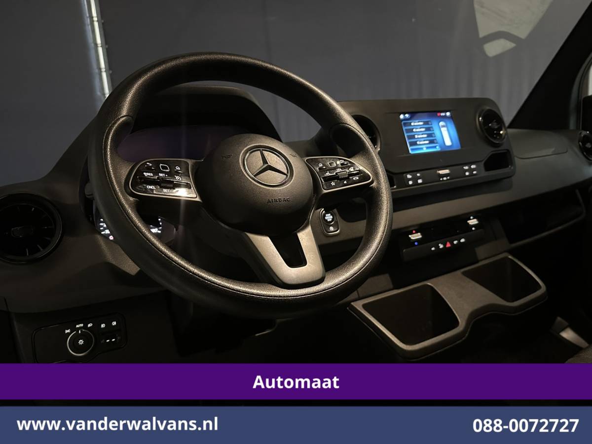 Mercedes-Benz Sprinter Mercedes-Benz Sprinter 317 CDI 170pk 9G-Tronic Automaat 3500kg Trekhaak L3H2 Euro6 Airco | 360 graden Camera | Navigatie | Apple Carplay | Stoelverwarming Android Auto, Cruisecontrol, Chauffeursstoel, Parkeersensoren, Bijrijdersbank