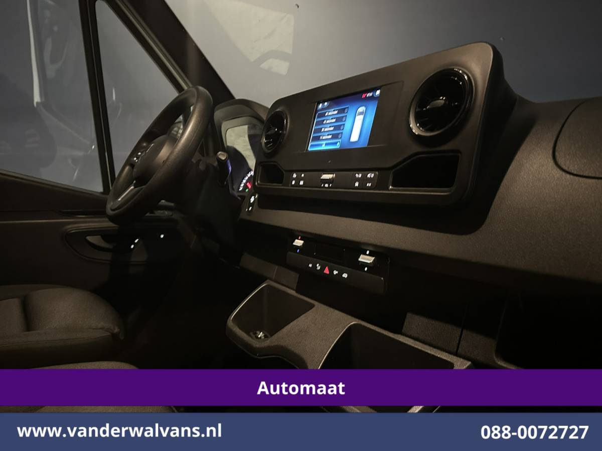 Mercedes-Benz Sprinter Mercedes-Benz Sprinter 317 CDI 170pk 9G-Tronic Automaat 3500kg Trekhaak L3H2 Euro6 Airco | 360 graden Camera | Navigatie | Apple Carplay | Stoelverwarming Android Auto, Cruisecontrol, Chauffeursstoel, Parkeersensoren, Bijrijdersbank