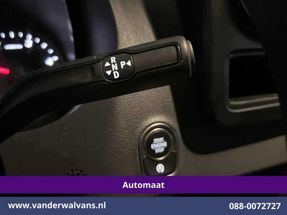 Mercedes-Benz Sprinter Mercedes-Benz Sprinter 317 CDI 170pk 9G-Tronic Automaat 3500kg Trekhaak L3H2 Euro6 Airco | 360 graden Camera | Navigatie | Apple Carplay | Stoelverwarming Android Auto, Cruisecontrol, Chauffeursstoel, Parkeersensoren, Bijrijdersbank