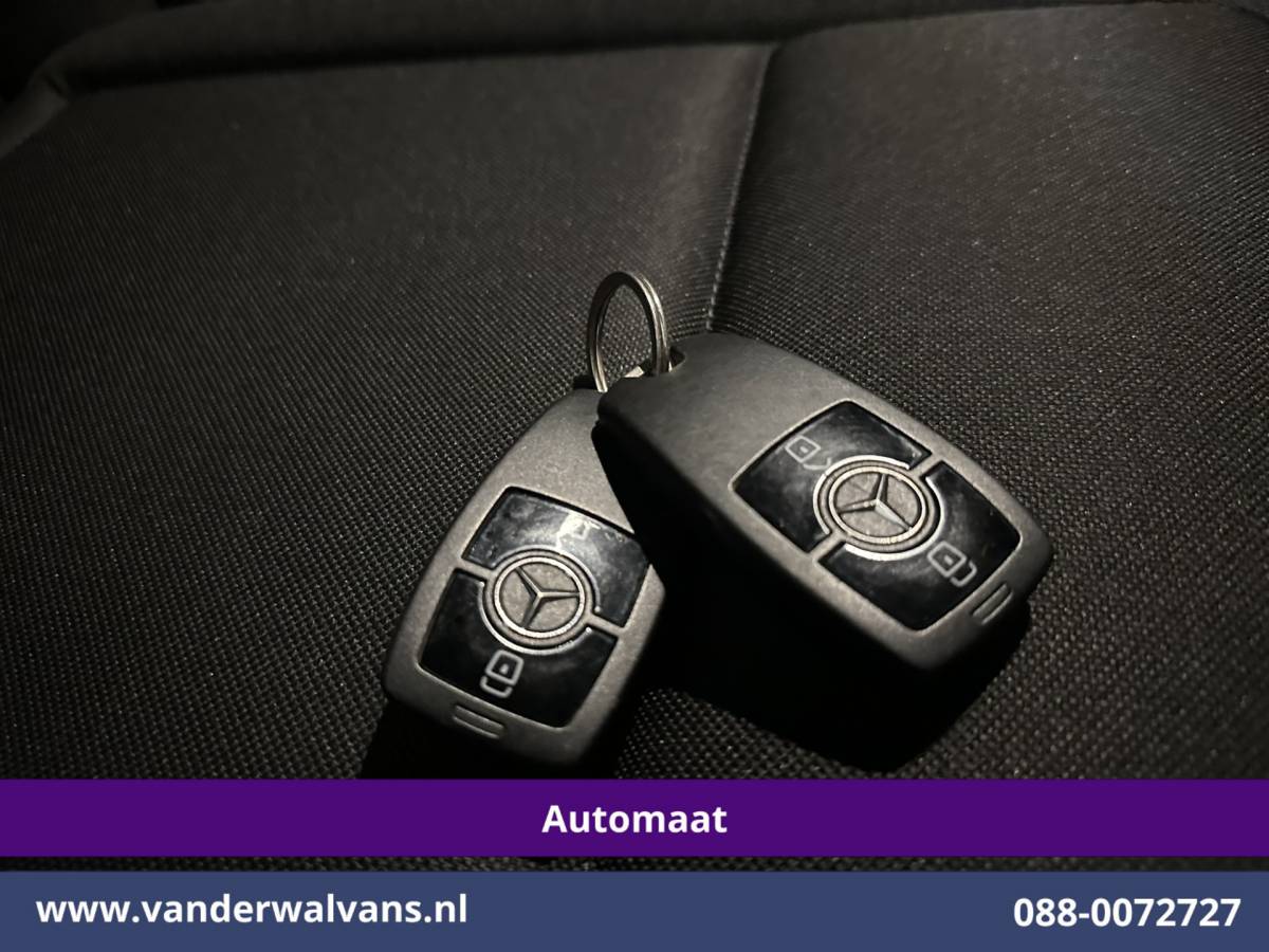 Mercedes-Benz Sprinter Mercedes-Benz Sprinter 317 CDI 170pk 9G-Tronic Automaat 3500kg Trekhaak L3H2 Euro6 Airco | 360 graden Camera | Navigatie | Apple Carplay | Stoelverwarming Android Auto, Cruisecontrol, Chauffeursstoel, Parkeersensoren, Bijrijdersbank