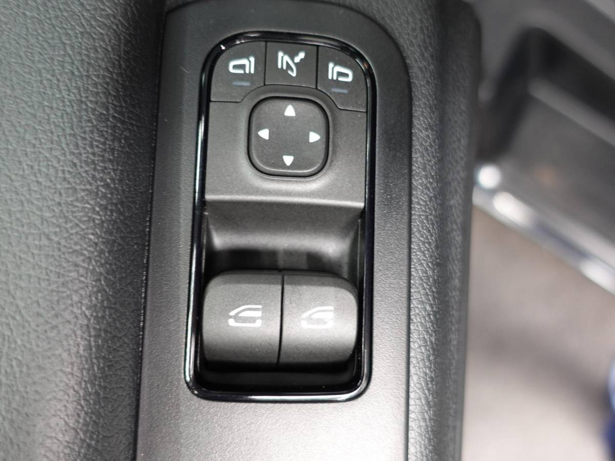 Mercedes-Benz Sprinter Mercedes-Benz Sprinter 315 L3H2 Automaat Trekhaak Airco Adaptive Cruise Control Parkeersensoren Camera Leder