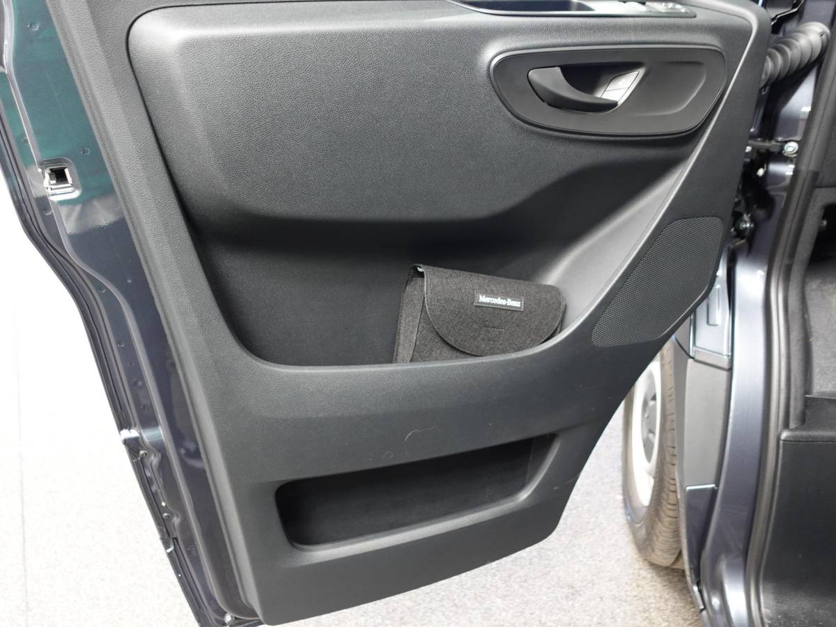 Mercedes-Benz Sprinter Mercedes-Benz Sprinter 315 L3H2 Automaat Trekhaak Airco Adaptive Cruise Control Parkeersensoren Camera Leder