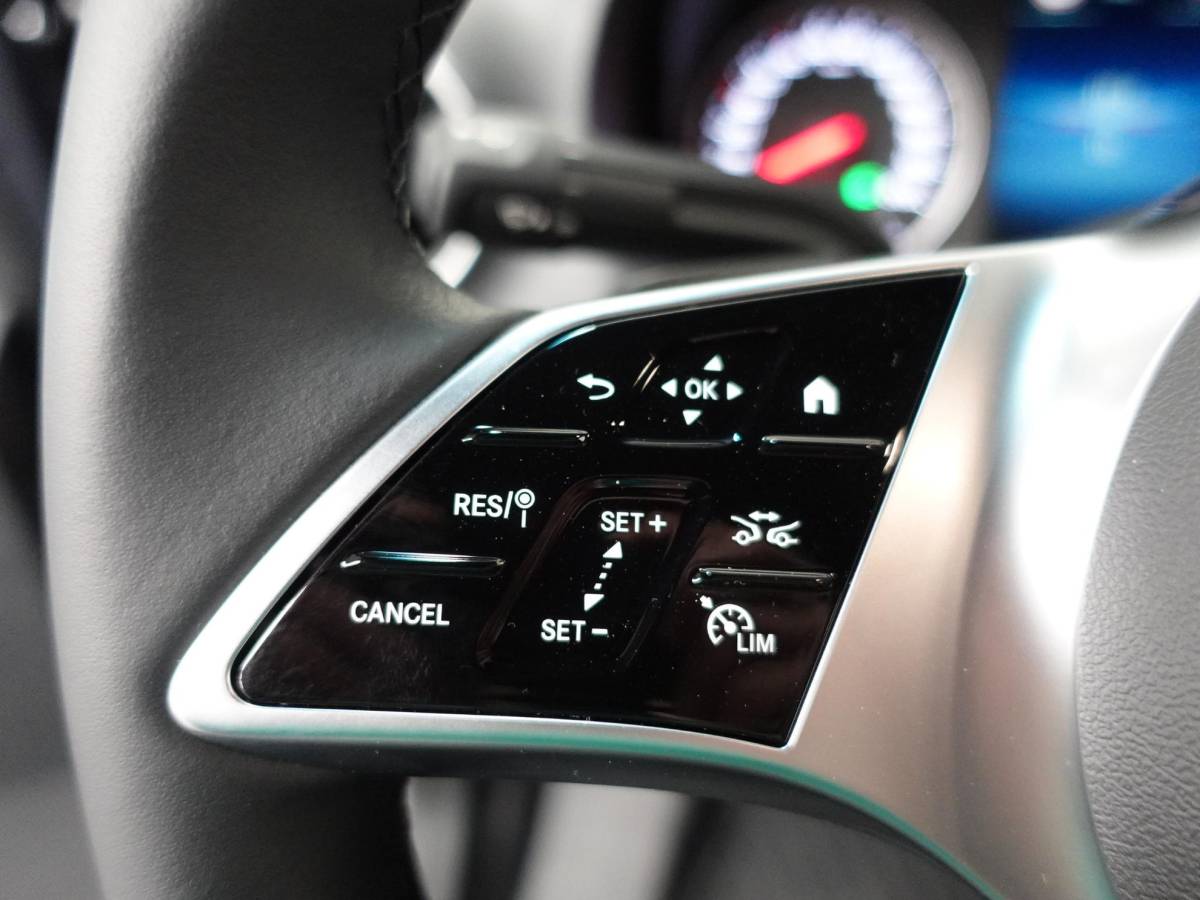 Mercedes-Benz Sprinter Mercedes-Benz Sprinter 315 L3H2 Automaat Trekhaak Airco Adaptive Cruise Control Parkeersensoren Camera Leder