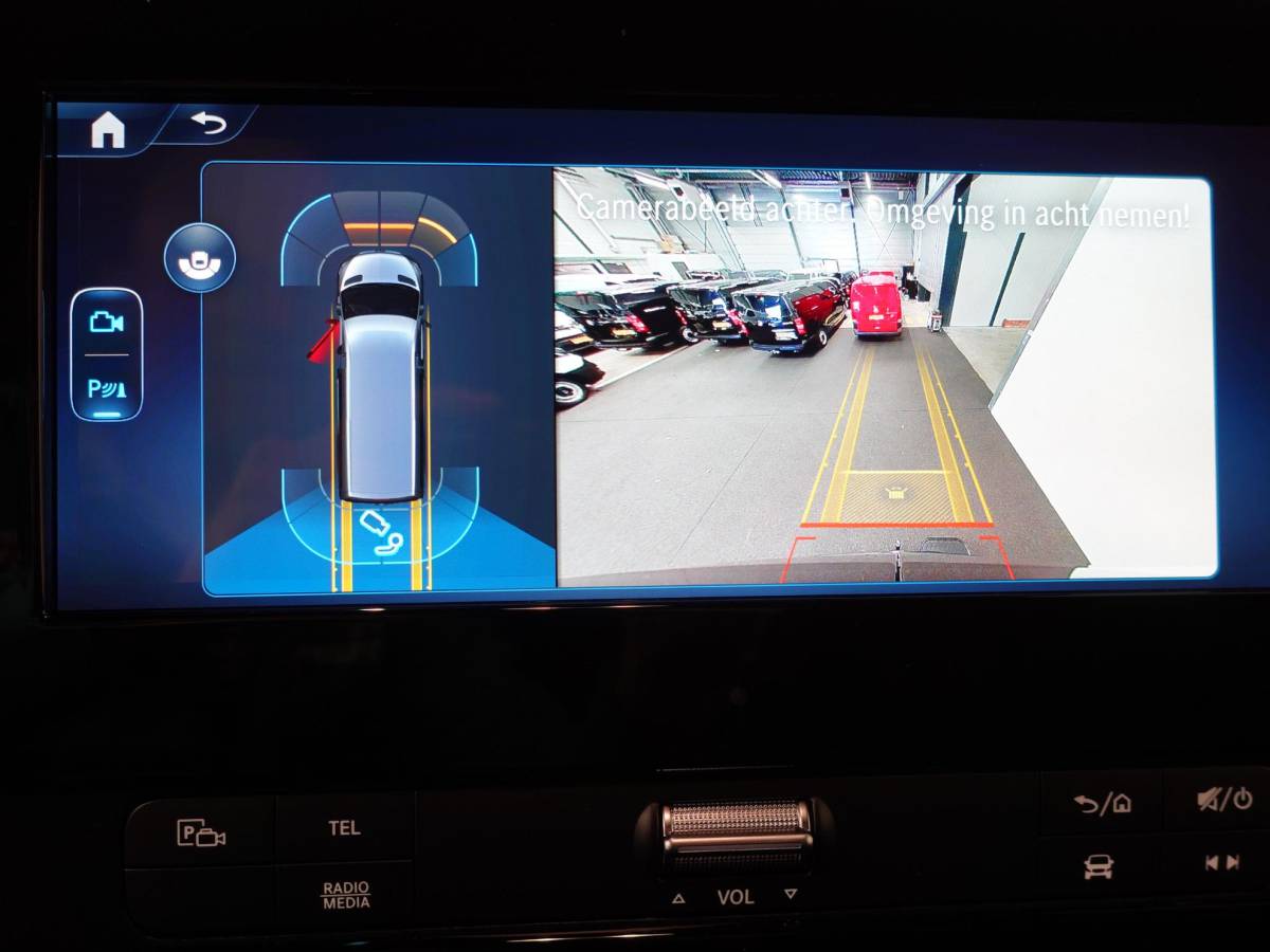 Mercedes-Benz Sprinter Mercedes-Benz Sprinter 315 L3H2 Automaat Trekhaak Airco Adaptive Cruise Control Parkeersensoren Camera Leder