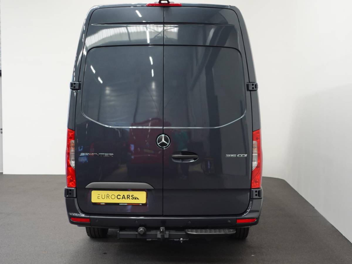 Mercedes-Benz Sprinter Mercedes-Benz Sprinter 315 L3H2 Automaat Trekhaak Airco Adaptive Cruise Control Parkeersensoren Camera Leder