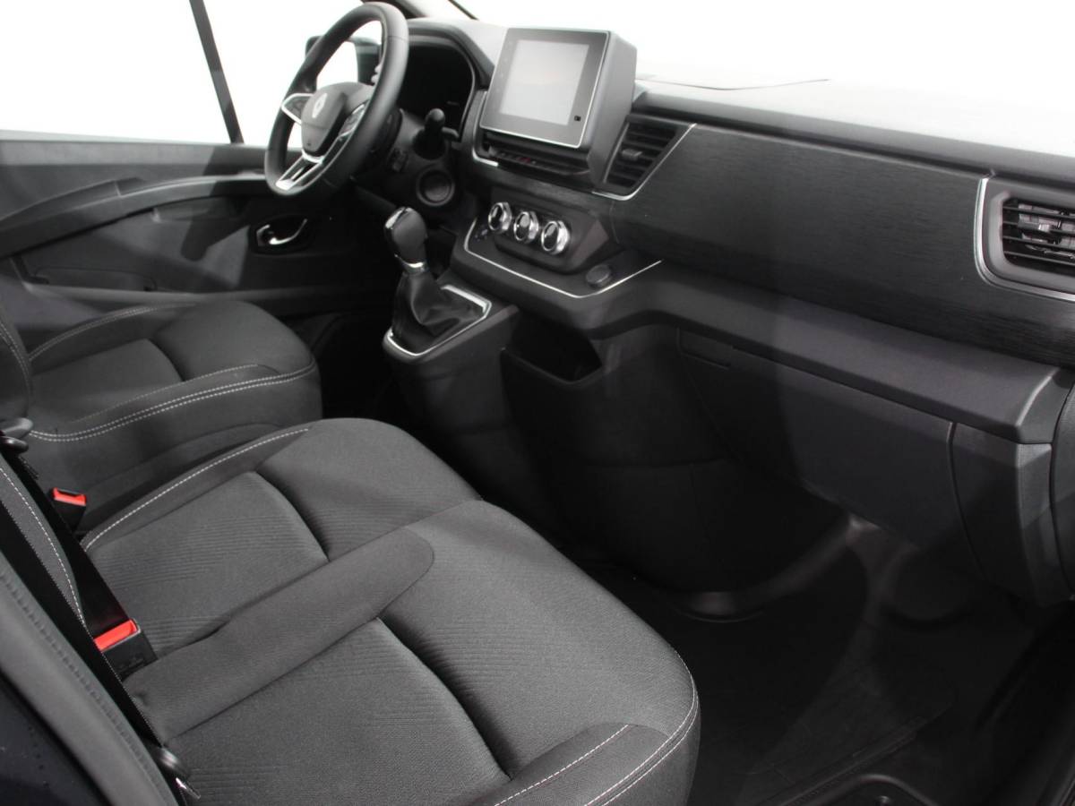 Renault Trafic Renault Trafic 2.0 Blue dCi 150PK Automaat L2H1 Dubbele Cabine Navigatie Airco Lichtmetalen velgen Betimmering Trekhaak Camera Parkeer sensoren Dab