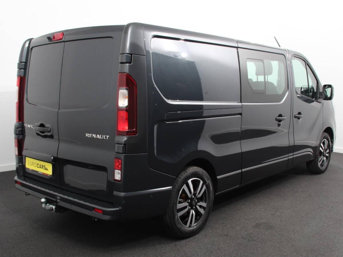 Renault Trafic Renault Trafic 2.0 Blue dCi 150PK Automaat L2H1 Dubbele Cabine Navigatie Airco Lichtmetalen velgen Betimmering Trekhaak Camera Parkeer sensoren Dab