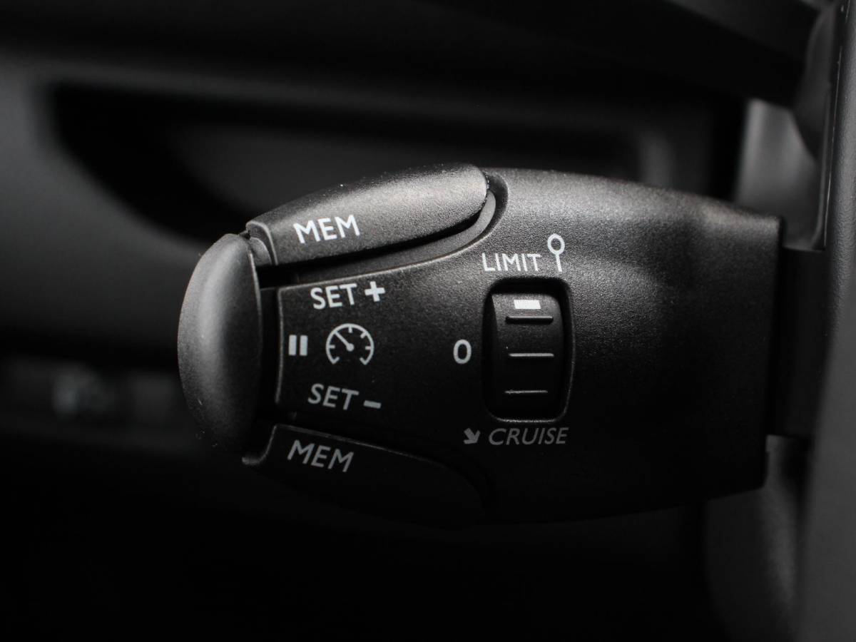 Citroën ë-Jumpy Citroen e-Jumpy L2 136 Automaat 75 kWh Automatische Airco Multimedia scherm Cruise Control Dab