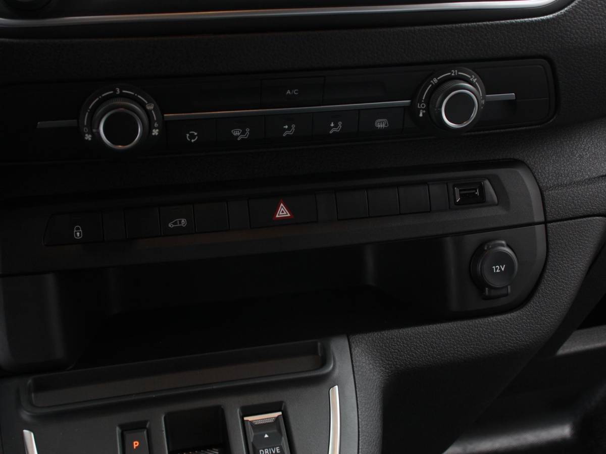 Citroën ë-Jumpy Citroen e-Jumpy L2 136 Automaat 75 kWh Automatische Airco Multimedia scherm Cruise Control Dab