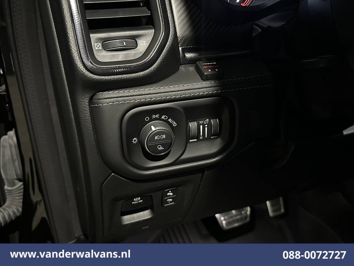 Dodge Ram 1500 Dodge Ram 1500 TRX HELLCAT | 6.2 V8 712pk SUPERCHARGED HEMI 4×4 Automaat | Crew Cab Euro6 | Full Option Harman / Kardon, Pano, Carbon