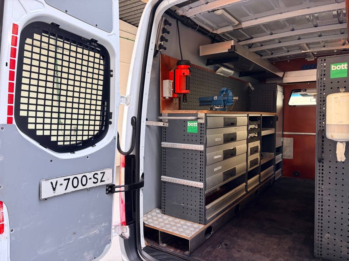 Mercedes-Benz Sprinter Mercedes-Benz Sprinter Automaat Servicewagen 314 2.2 CDI 140PK L2H2 euro6 BOTT, Victron V230, Standkachel Trekhaak RIJKLAARPRIJS