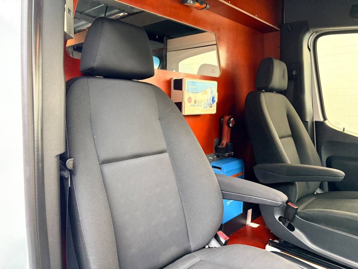 Mercedes-Benz Sprinter Mercedes-Benz Sprinter Automaat Servicewagen 314 2.2 CDI 140PK L2H2 euro6 BOTT, Victron V230, Standkachel Trekhaak RIJKLAARPRIJS