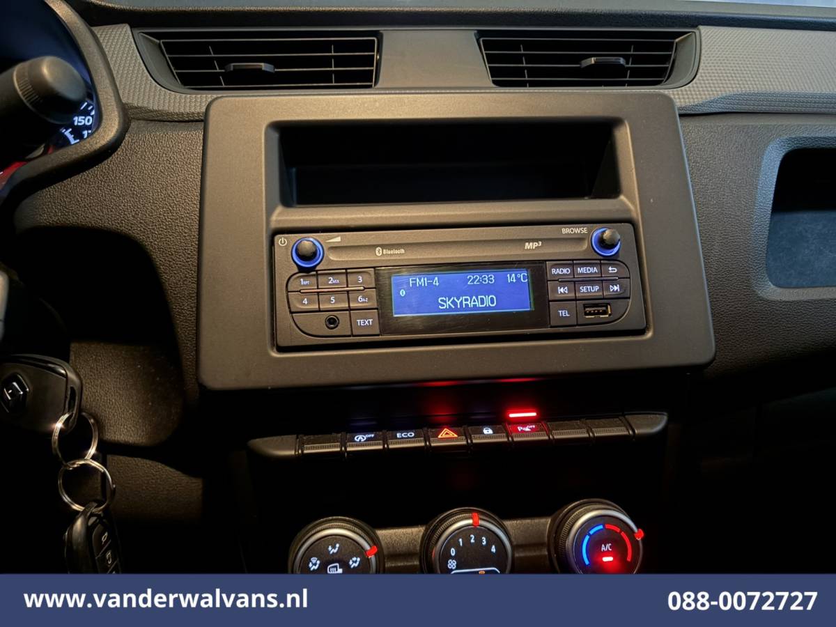 Renault Express Renault Express 1.5 dCi 96pk L1H1 Euro6 Airco | Cruisecontrol | LED | Parkeersensoren Trekhaak