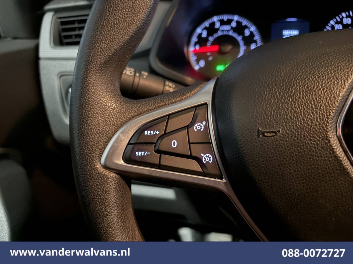 Renault Express Renault Express 1.5 dCi 96pk L1H1 Euro6 Airco | Cruisecontrol | LED | Parkeersensoren Trekhaak