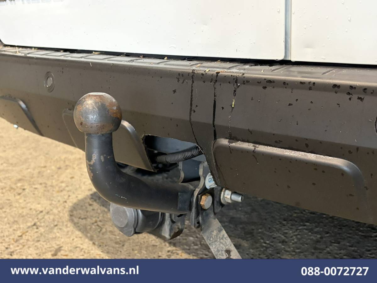 Renault Express Renault Express 1.5 dCi 96pk L1H1 Euro6 Airco | Cruisecontrol | LED | Parkeersensoren Trekhaak