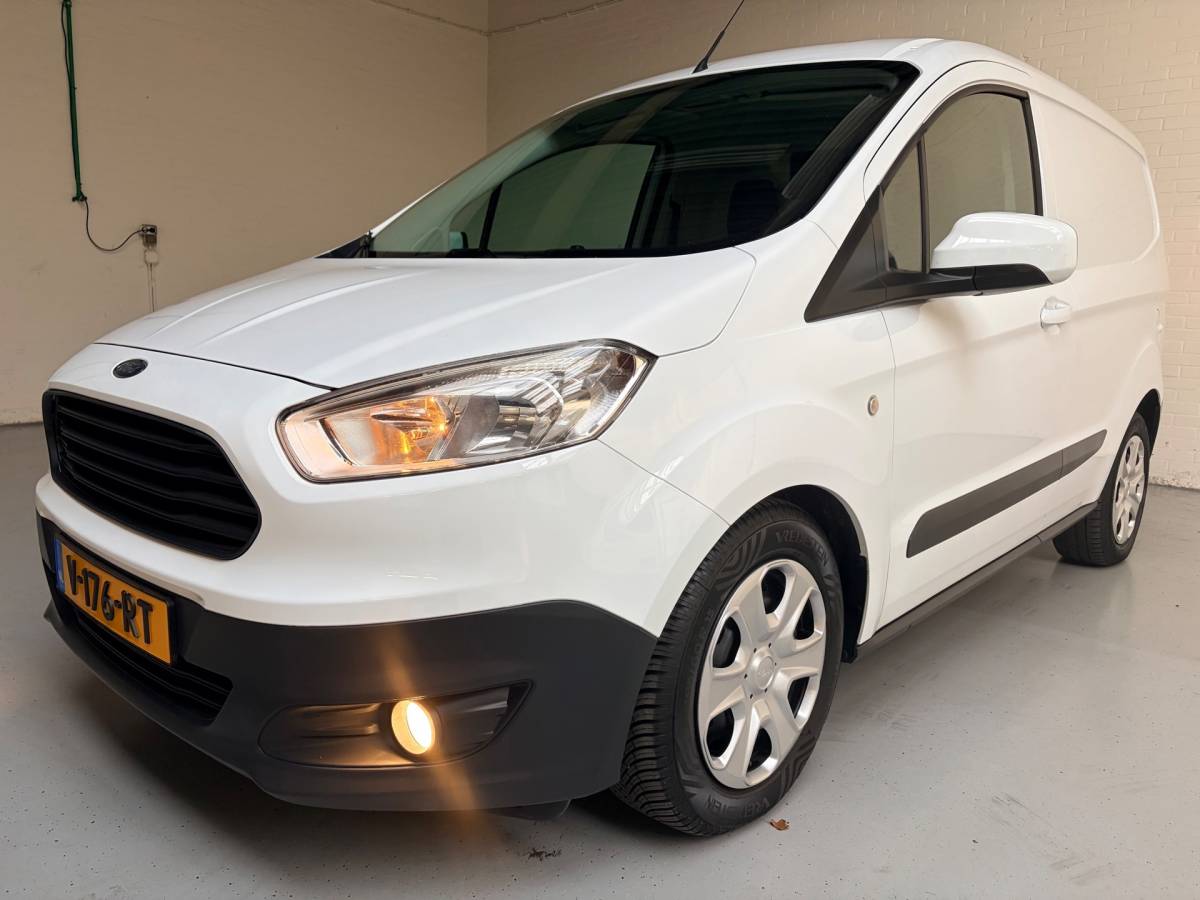 Ford Transit Courier Ford Transit Courier 1.5 TDCI Trend, Airco, CruiseControl, Stoel verwarming Schuifdeur 1ste eigenaar Nederlandse bus RIJKLAARPRIJS