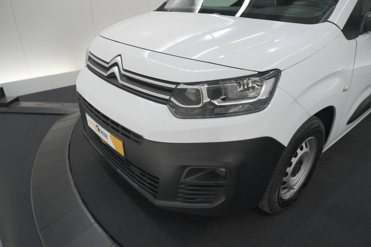 Citroën ë-Berlingo Citroen ë-Berlingo 136 L1 50 kWh | SOH 99,1% | Camera | Vloerplaat Laadruimte | Apple Carplay | Parkeersensoren