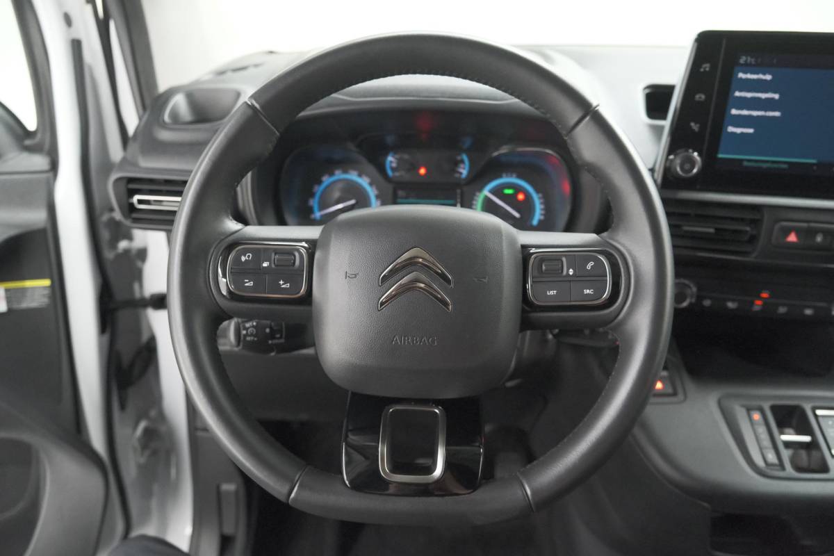 Citroën ë-Berlingo Citroen ë-Berlingo 136 L1 50 kWh | SOH 99,1% | Camera | Vloerplaat Laadruimte | Apple Carplay | Parkeersensoren