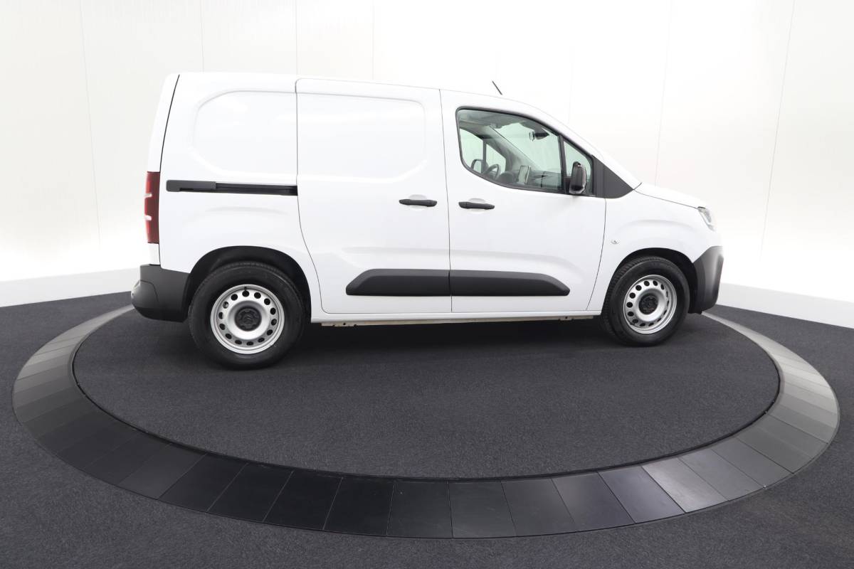 Citroën ë-Berlingo Citroen ë-Berlingo 136 L1 50 kWh | SOH 99,1% | Camera | Vloerplaat Laadruimte | Apple Carplay | Parkeersensoren