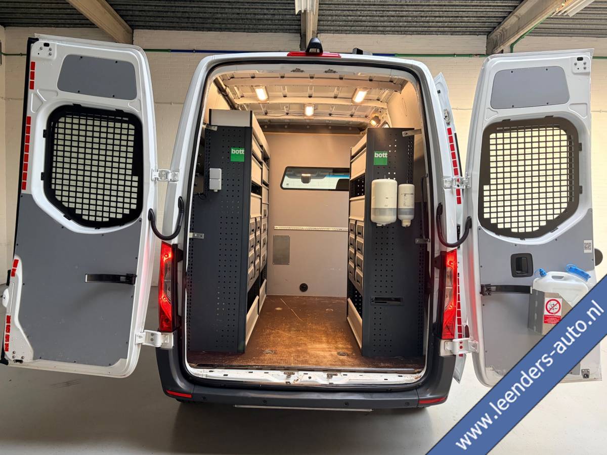 Mercedes-Benz Sprinter Mercedes-Benz Sprinter Automaat Servicewagen 314 2.2 CDI 140PK L1H2 euro6 BOTT, Victron V230, Standkachel RIJKLAARPRIJS