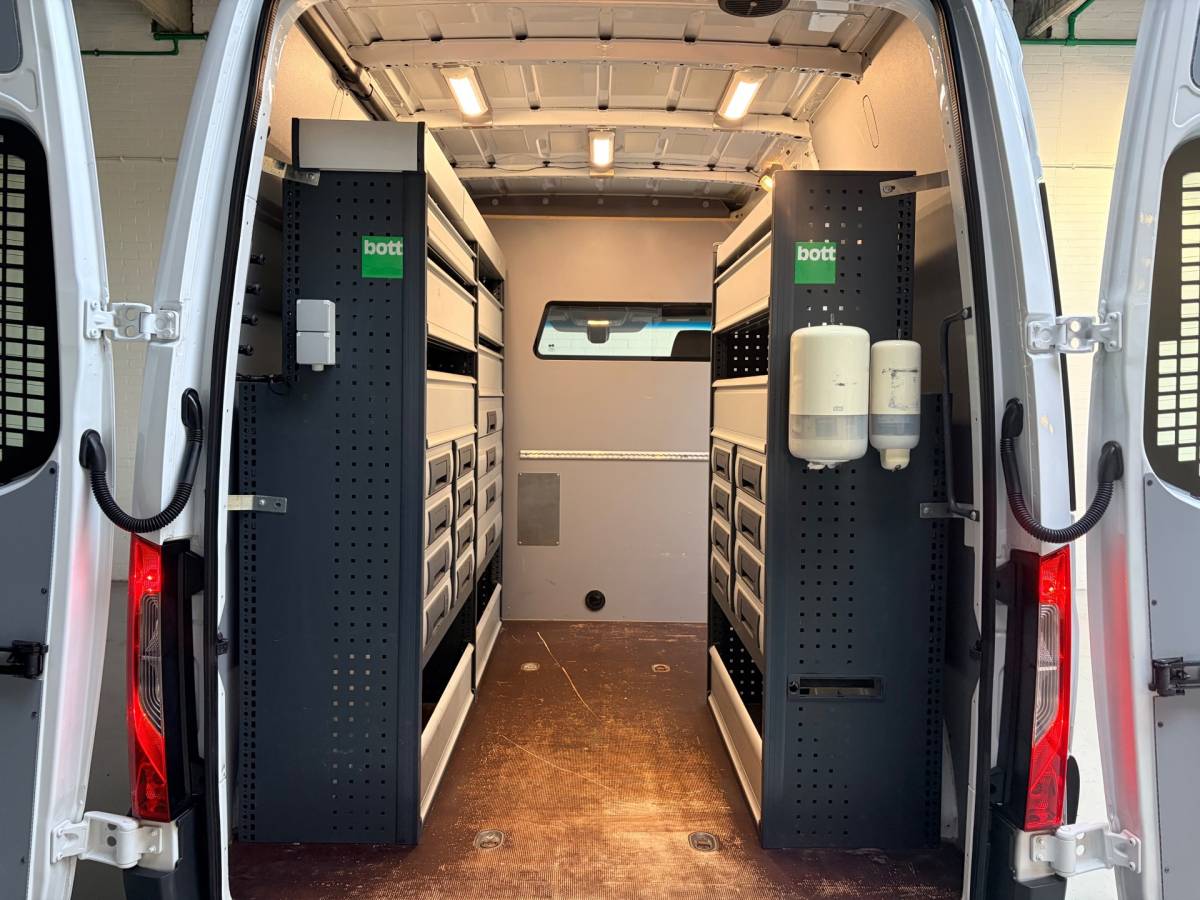 Mercedes-Benz Sprinter Mercedes-Benz Sprinter Automaat Servicewagen 314 2.2 CDI 140PK L1H2 euro6 BOTT, Victron V230, Standkachel RIJKLAARPRIJS