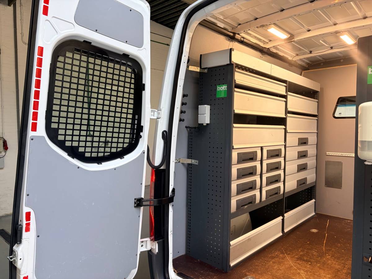 Mercedes-Benz Sprinter Mercedes-Benz Sprinter Automaat Servicewagen 314 2.2 CDI 140PK L1H2 euro6 BOTT, Victron V230, Standkachel RIJKLAARPRIJS