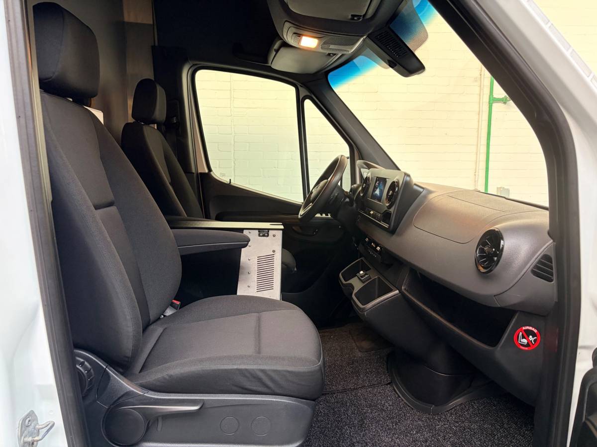 Mercedes-Benz Sprinter Mercedes-Benz Sprinter Automaat Servicewagen 314 2.2 CDI 140PK L1H2 euro6 BOTT, Victron V230, Standkachel RIJKLAARPRIJS
