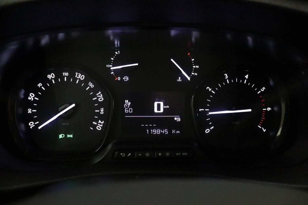Opel Vivaro Opel Vivaro 1.5 CDTI L2H1 Edition | Navigatie | Cruise Control | Trekhaak | Camera | 1e Eigenaar
