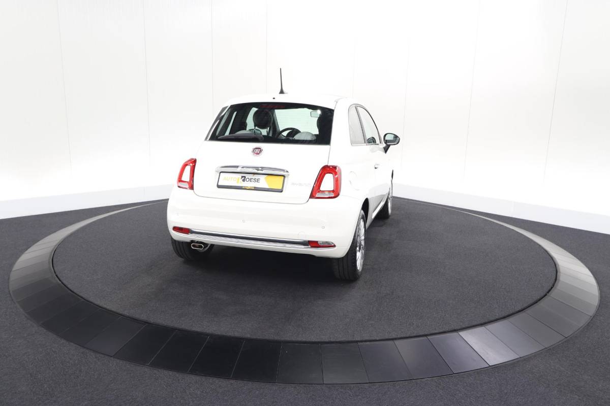 Fiat 500 Fiat 500 1.0 Hybrid Dolcevita | Panoramadak | Climate Control | Apple Carplay | Parkeersensoren