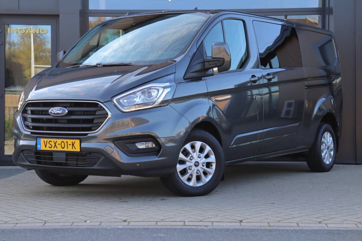 Ford Transit Custom Ford Transit Custom 300 2.0 TDCI L2H1 Limited DC | NAP | Eerste Eigenaar | 170 PK | Cruise | Apple Carplay | Camera | Trekhaak |