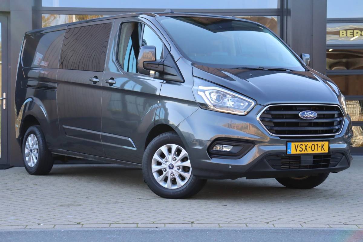 Ford Transit Custom Ford Transit Custom 300 2.0 TDCI L2H1 Limited DC | NAP | Eerste Eigenaar | 170 PK | Cruise | Apple Carplay | Camera | Trekhaak |